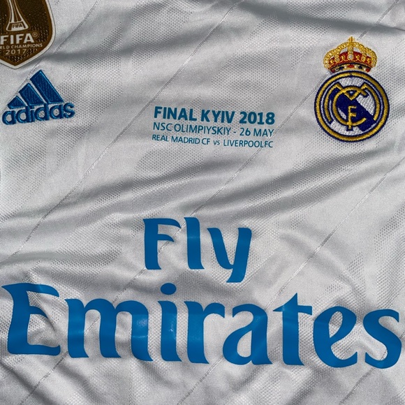 Real Madrid 2017-2018 Jersey retro - Ronaldo 7 - Picture 5 of 5